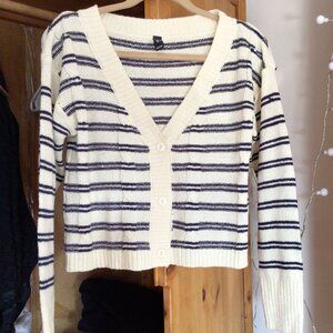 Woman's Striped V neck Cardigan M
